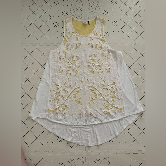 Anthropologie Akemi + Kin Filigree Lace Tank S - Picture 3 of 9